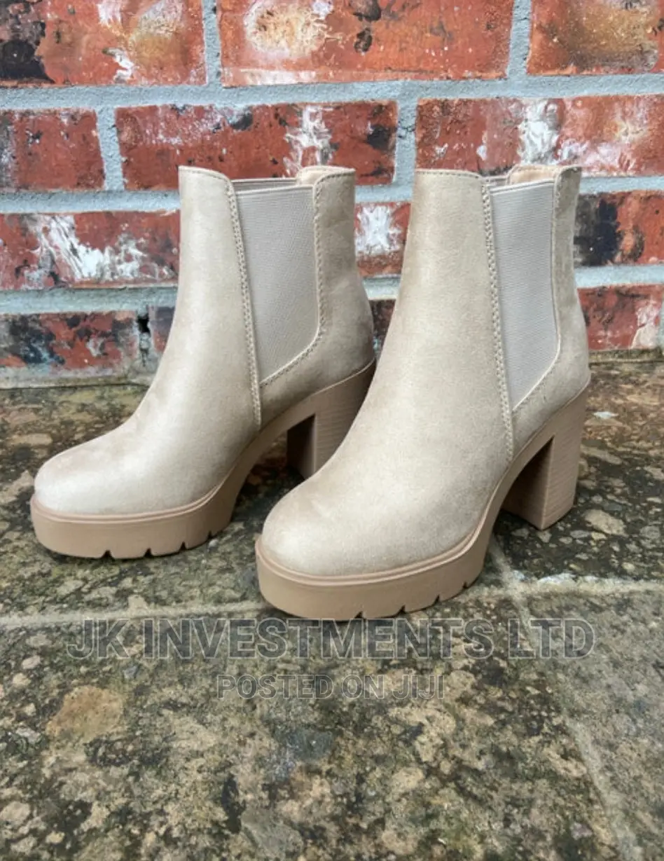 Ladies Boots