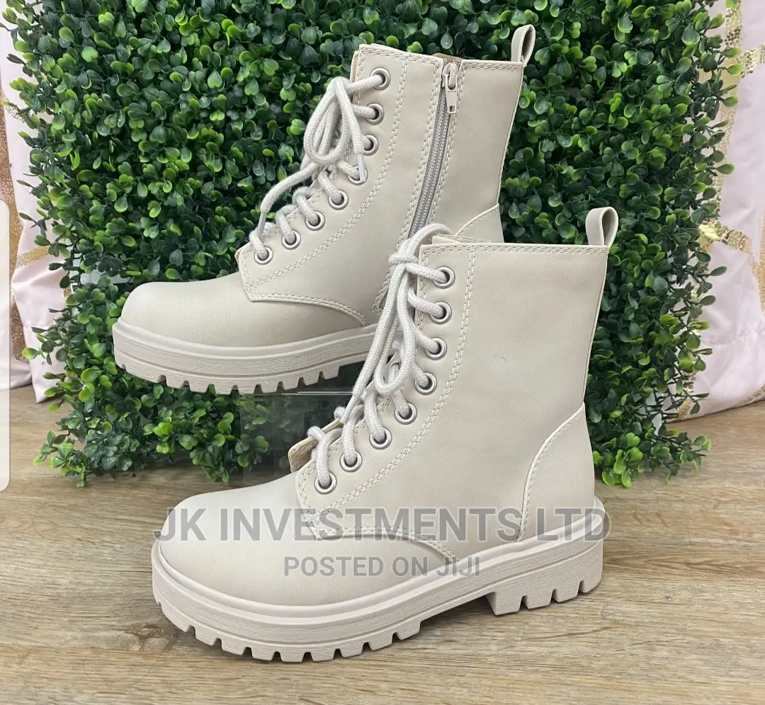 Ladies Boots