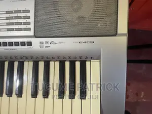 Yamaha Keyboard PSR 403