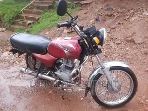 Bajaj Boxer 100 2018 Silver