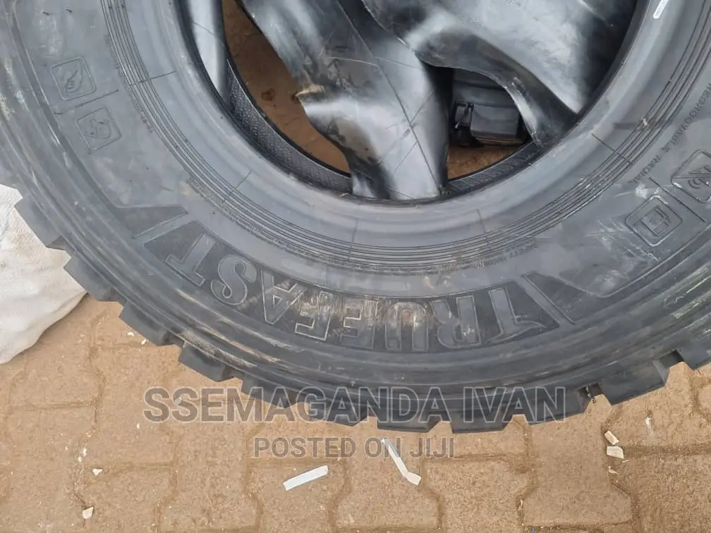 1200r20 Mudgrip Tyres