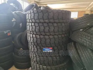 1200r20 Behind Truck Tyres