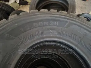 1200r20 Behind Truck Tyres