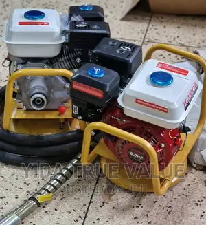 Honda Vibrator With a 50mm Poker