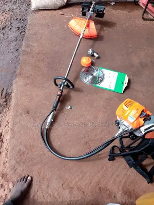 Weeder Machine 2 Stroke