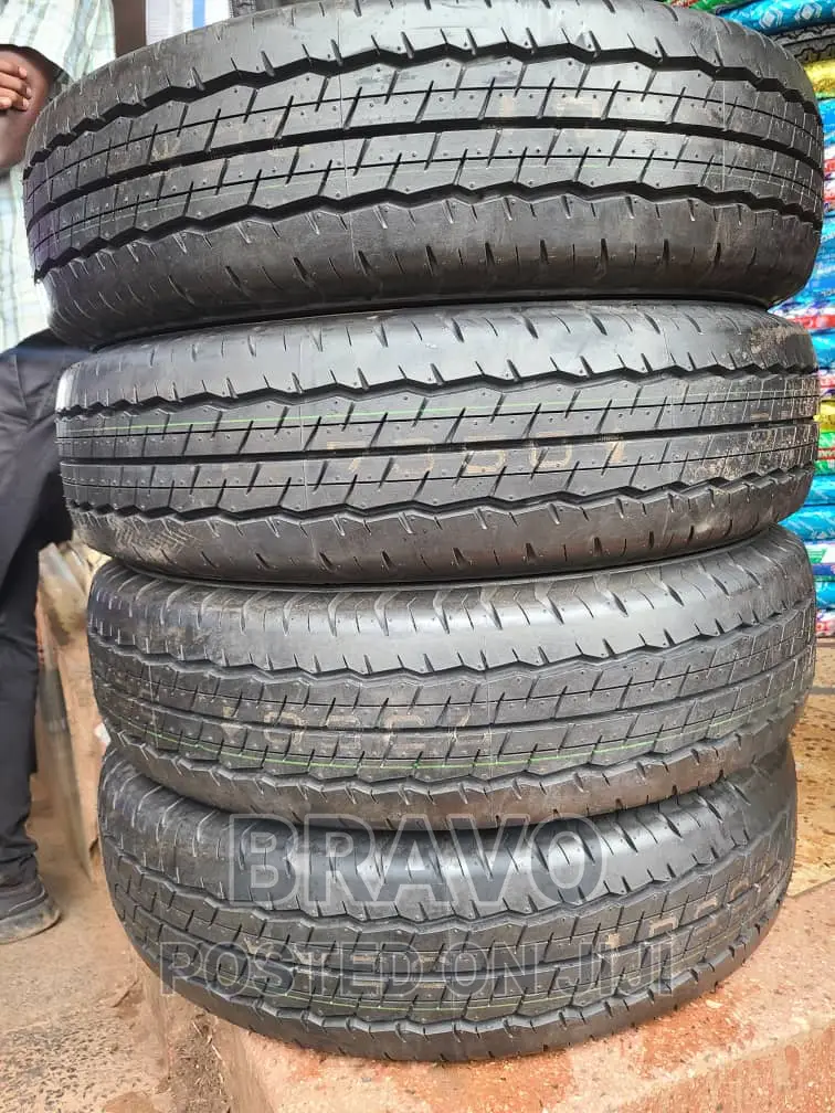 195R15 Brand New DUNLOP.