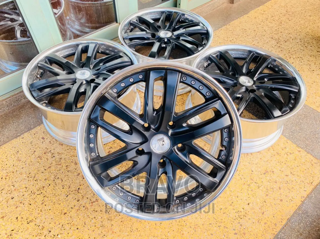Rims for Land Cruiser V8 Size 20