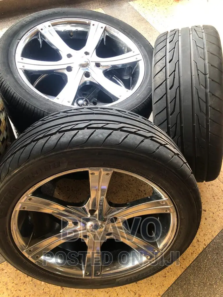 Land Cruiser Size 22 Silver Rims