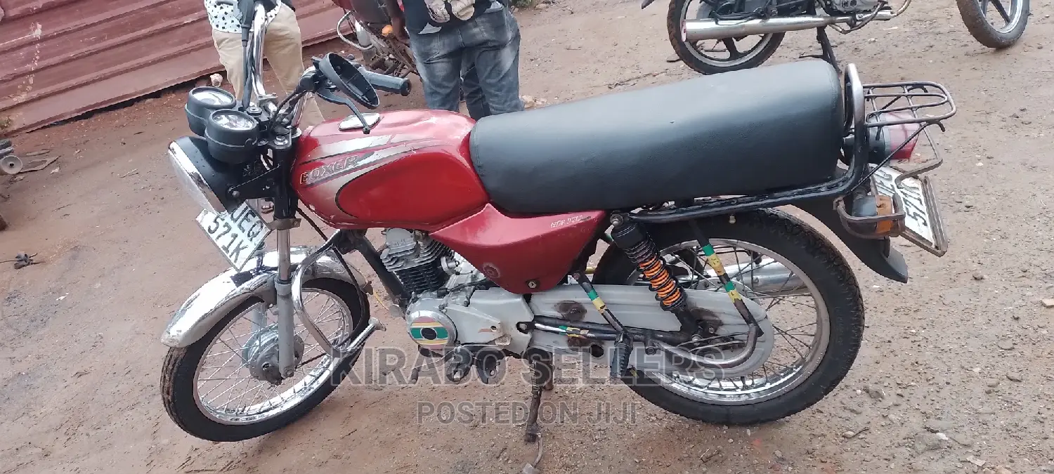 Bajaj Boxer 100 2022 Red