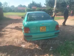 Toyota Corsa 1999 Green