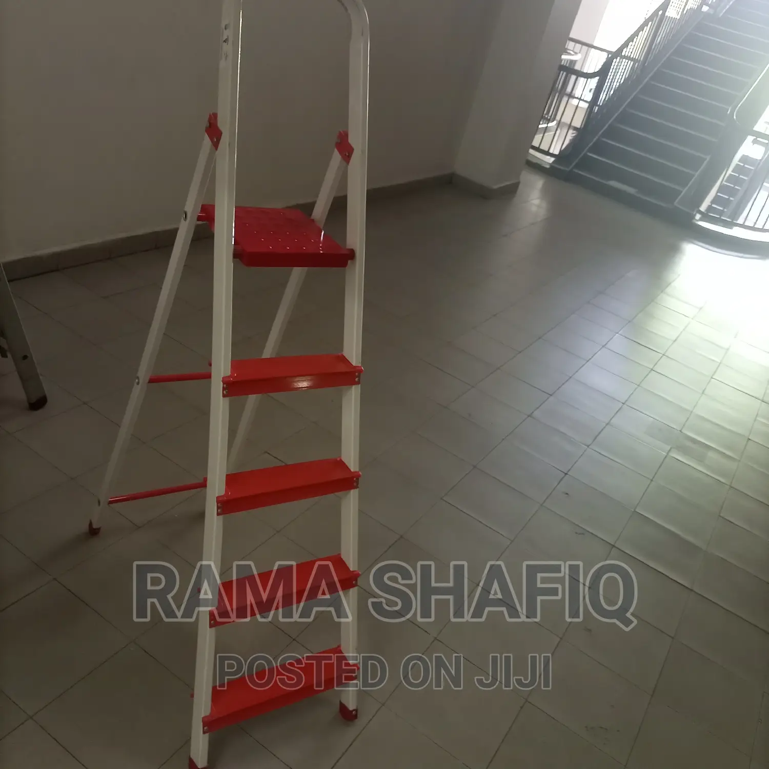 5 Steps Aluminium Ladder 001