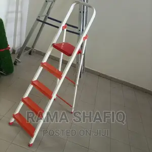 5 Steps Aluminium Ladder 001