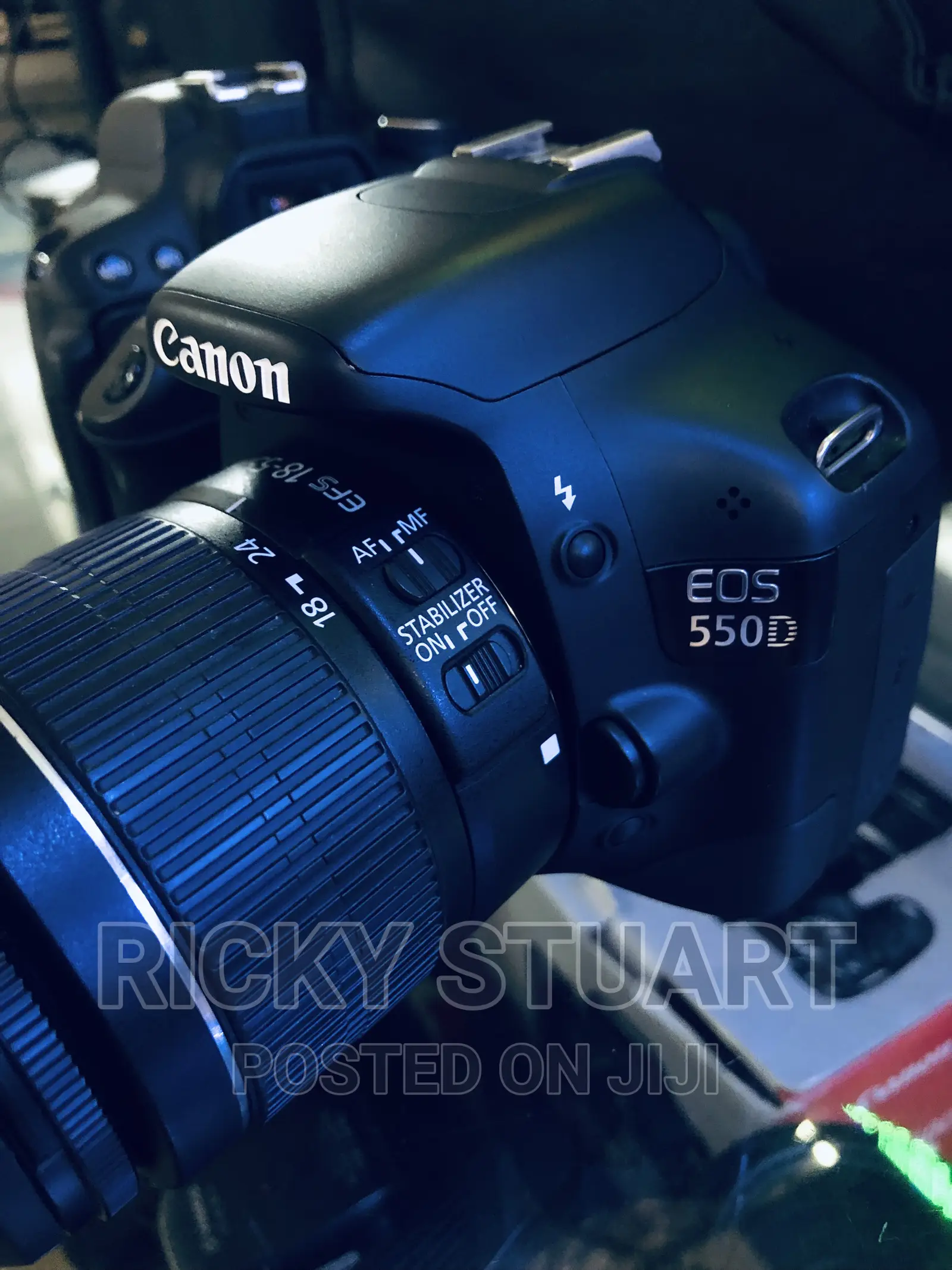 Canon 550D WTH 18-55mm Lens