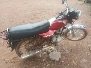 Bajaj Chetak 100 2016 Red