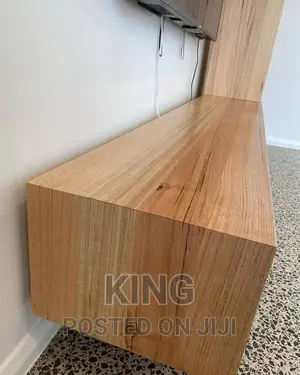 Photo - Rigging Tv Stand