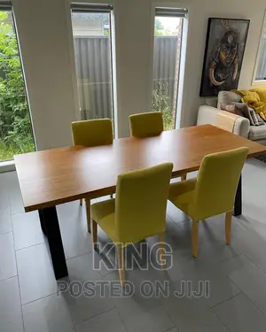 Photo - Installation Dinner Table