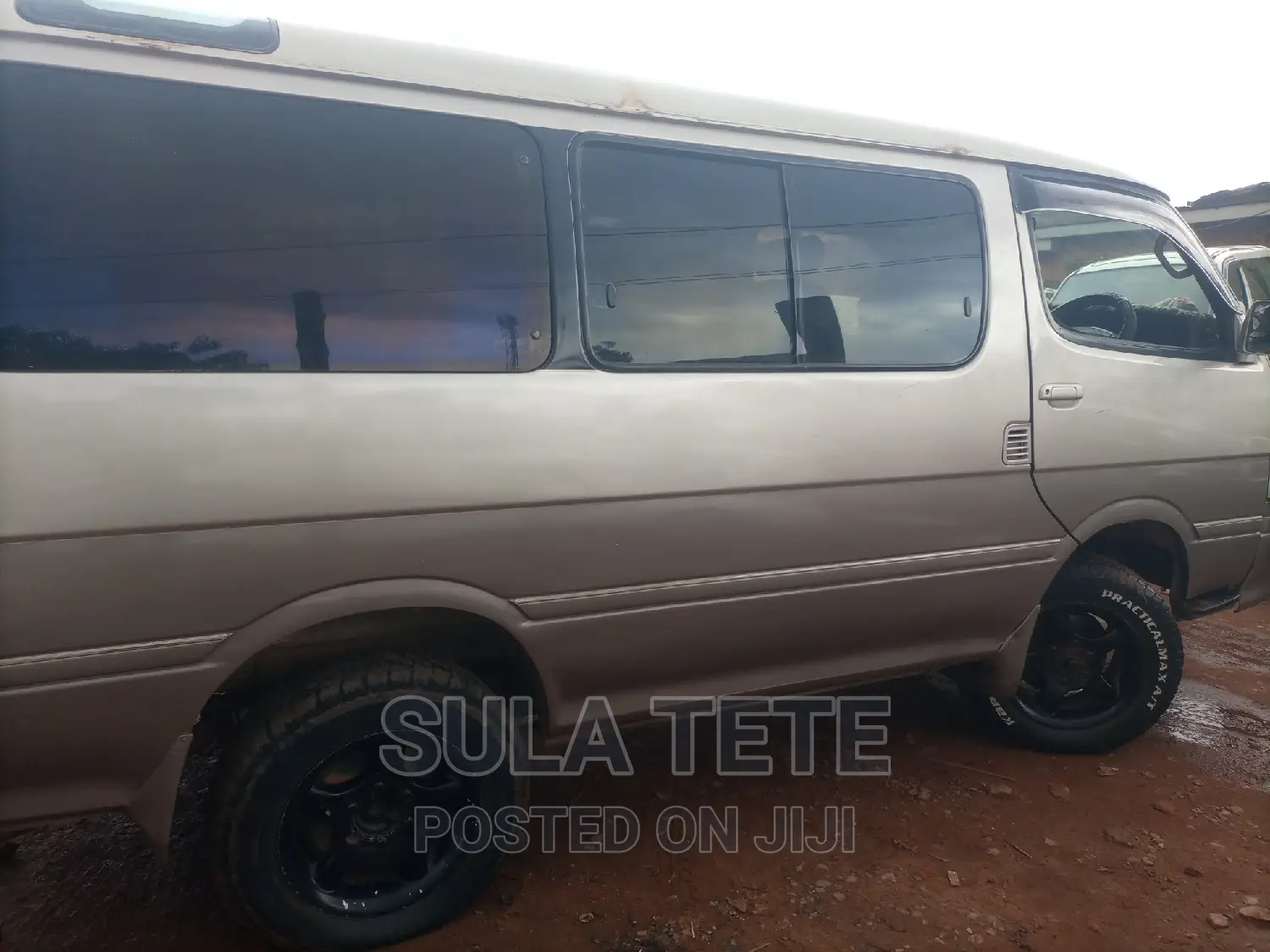 Toyota HiAce 1997 Grey