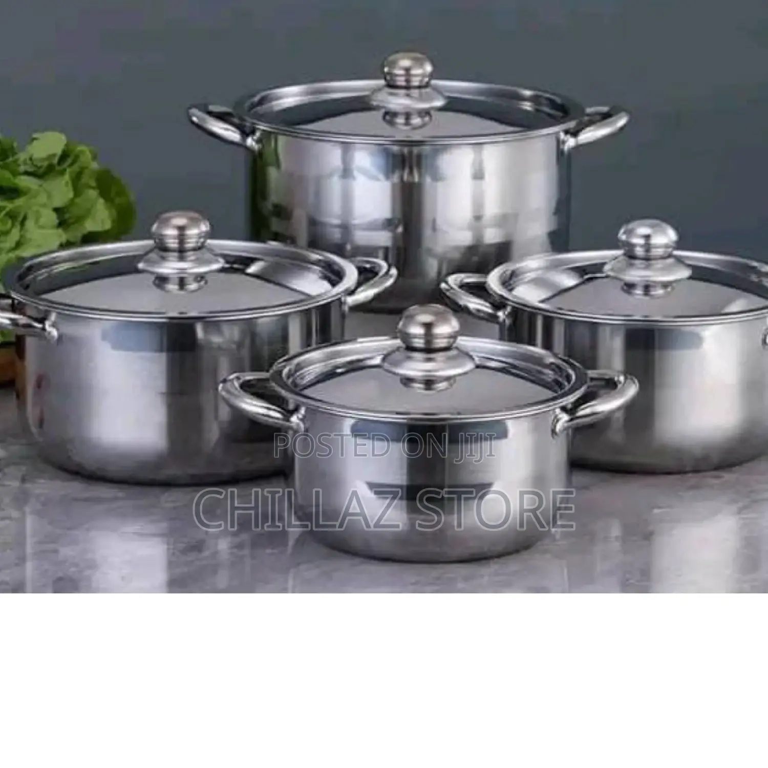 6pcs Stainless Stee Cookware and Serving Dishes.