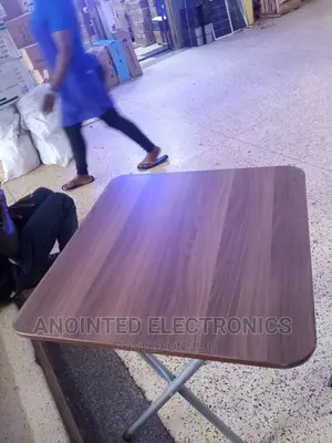 Foldable Reading Table