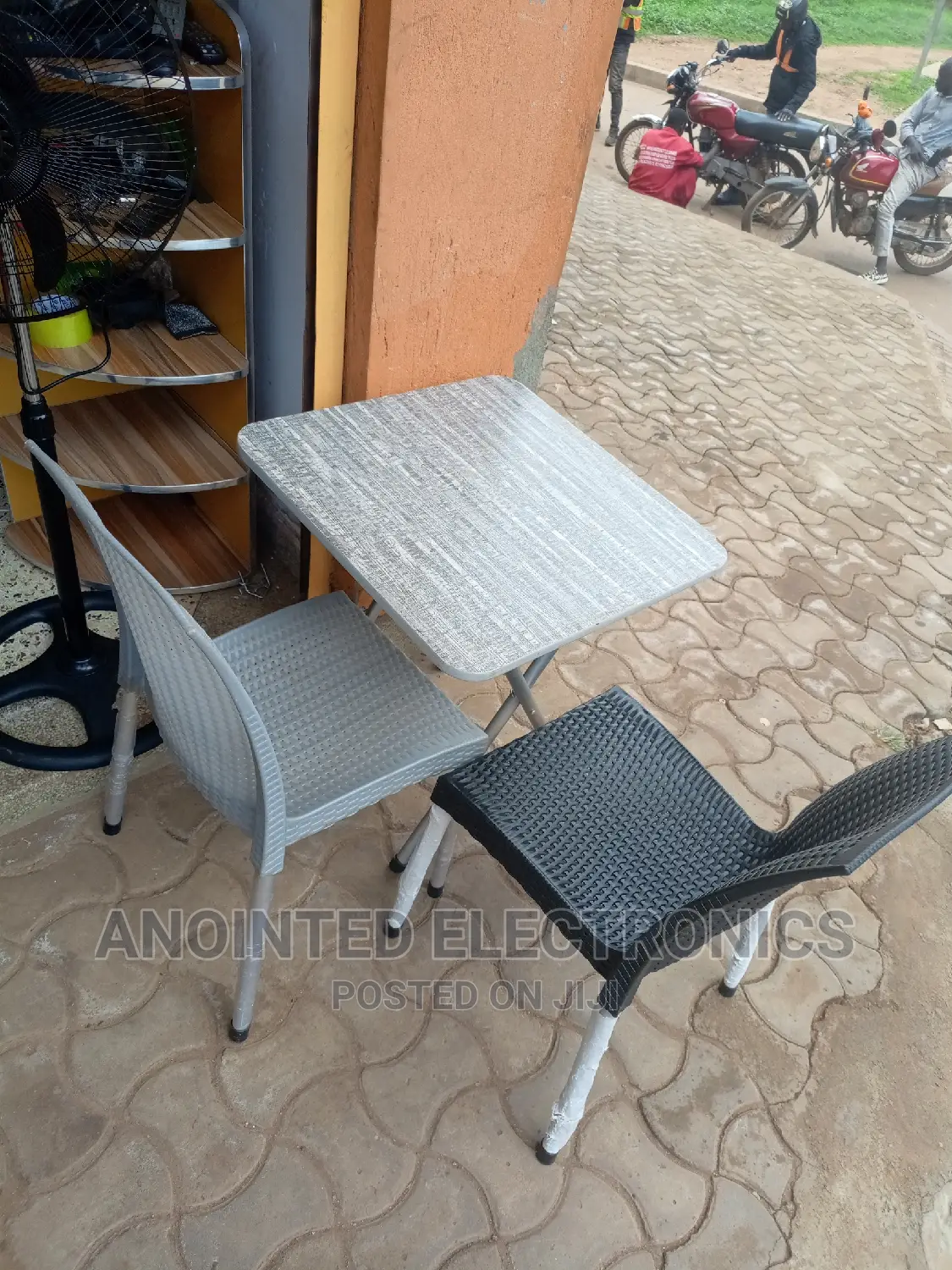 Foldable Table With a Two Chairs