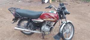 TVS HLX 125 2018 Red