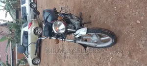 TVS HLX 125 2018 Red