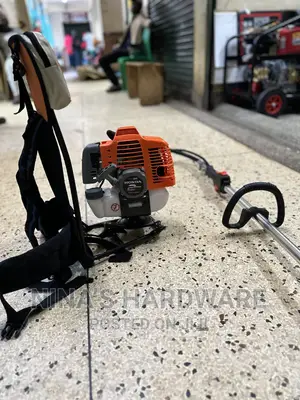HONDA GARDEN WEEDER /Garden Tiller and Brushcutter