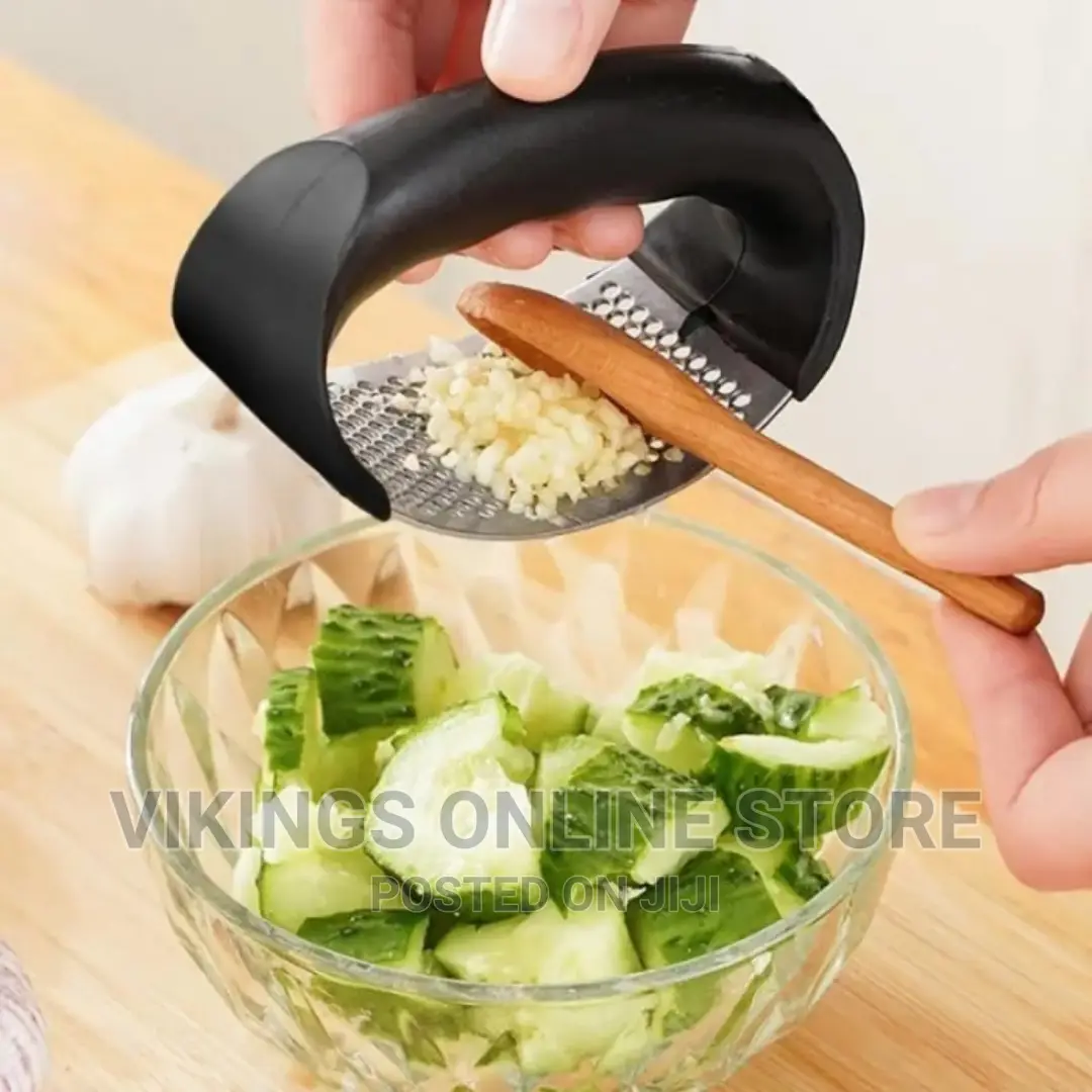 Garlic Press Stainless Steel Kitchen Garlic Crusher