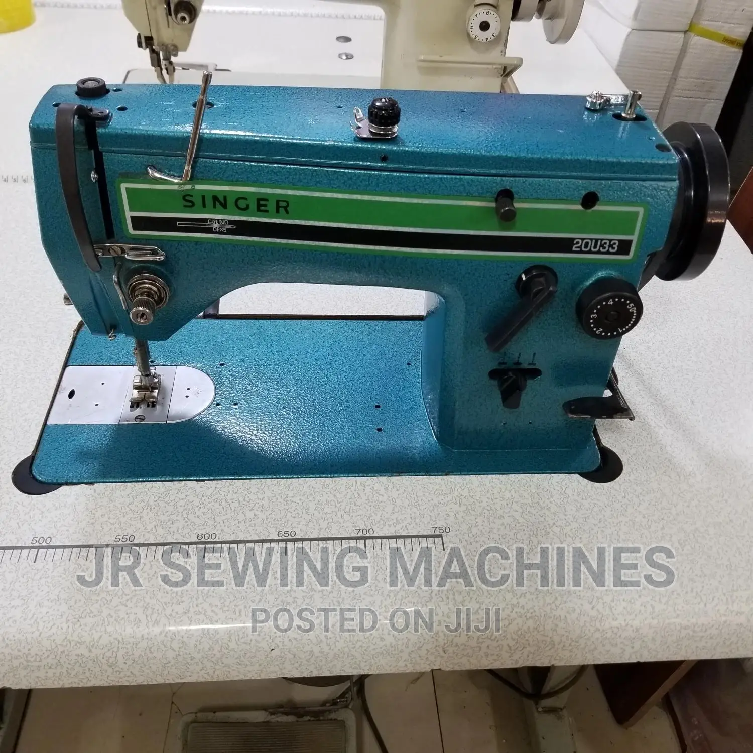 Singer 20u Sewing Machine for Kitengi