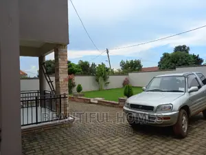 Furnished 4bdrm House in Kira for sale