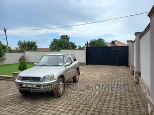Furnished 4bdrm House in Kira for sale