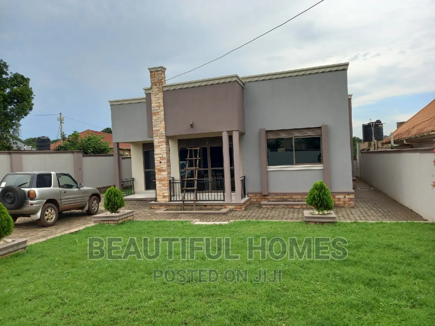 Furnished 4bdrm House in Kira for sale