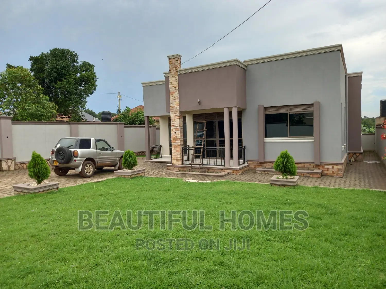Furnished 4bdrm House in Kira for sale