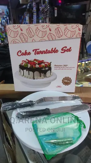 Cake Turn Table Rotates 360° With Knives 28cm