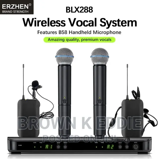 Profession Wireless Vocal Microphone UHF System Kit