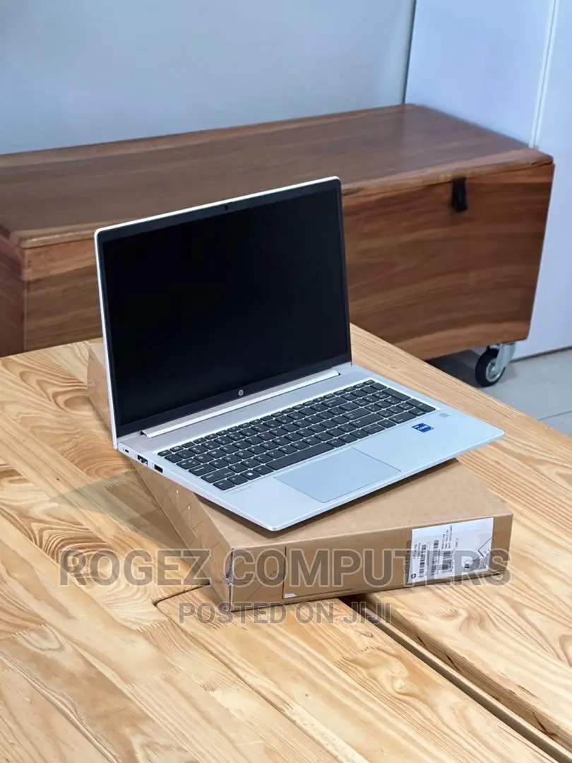 New Laptop HP ProBook 450 G8 16GB Intel Core I7 SSD 512GB