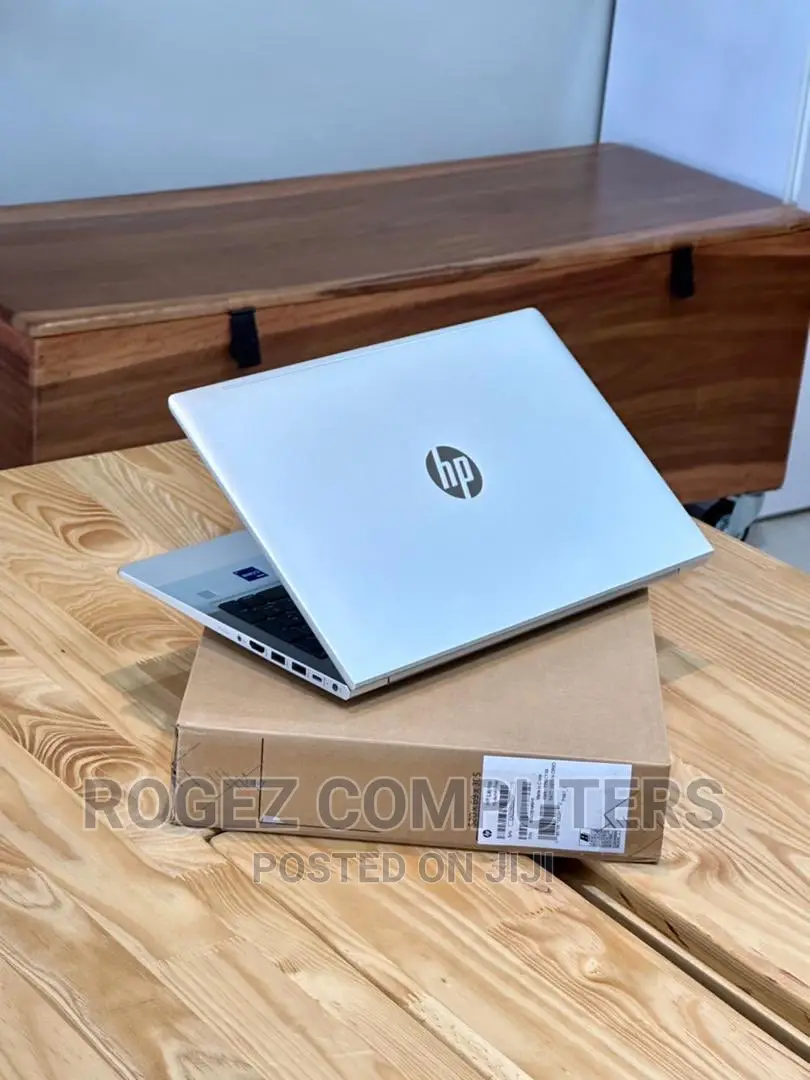 New Laptop HP ProBook 450 G8 16GB Intel Core I7 SSD 512GB