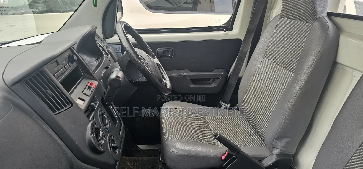 Toyota TownAce 2015 White