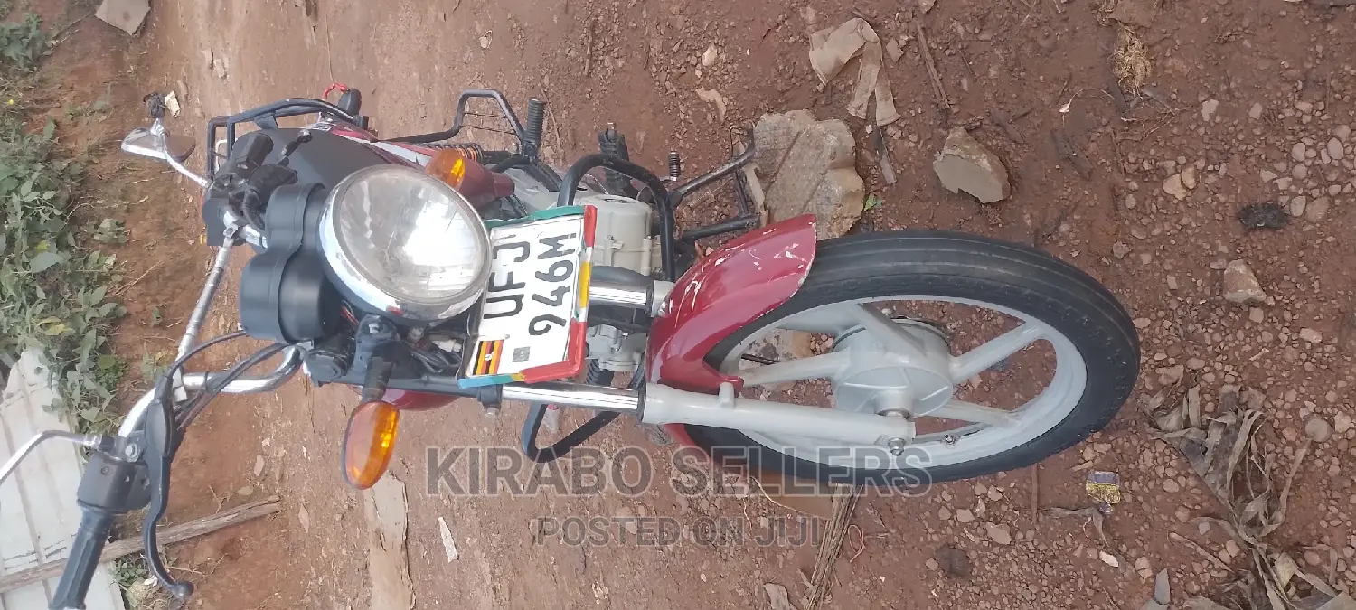 New Bajaj CT 110X 2023 Red