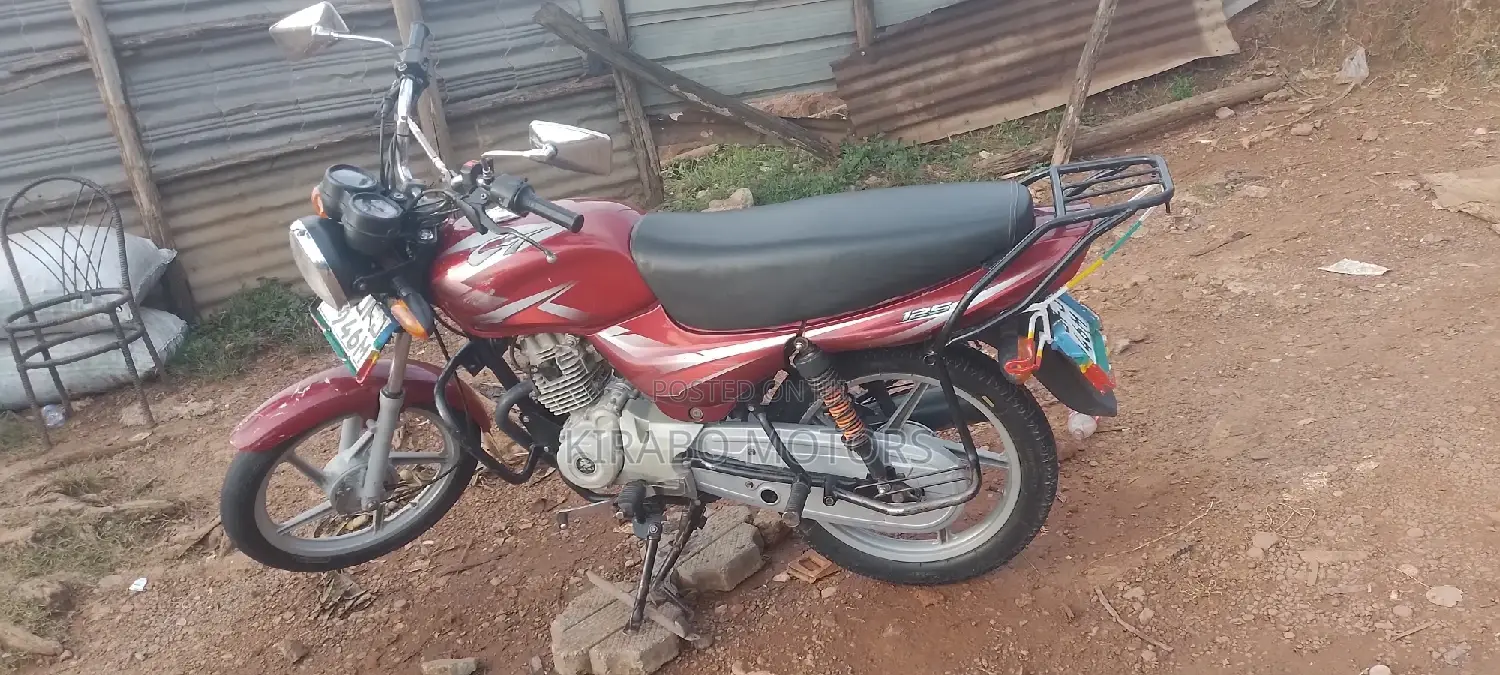 New Bajaj CT 110X 2023 Red
