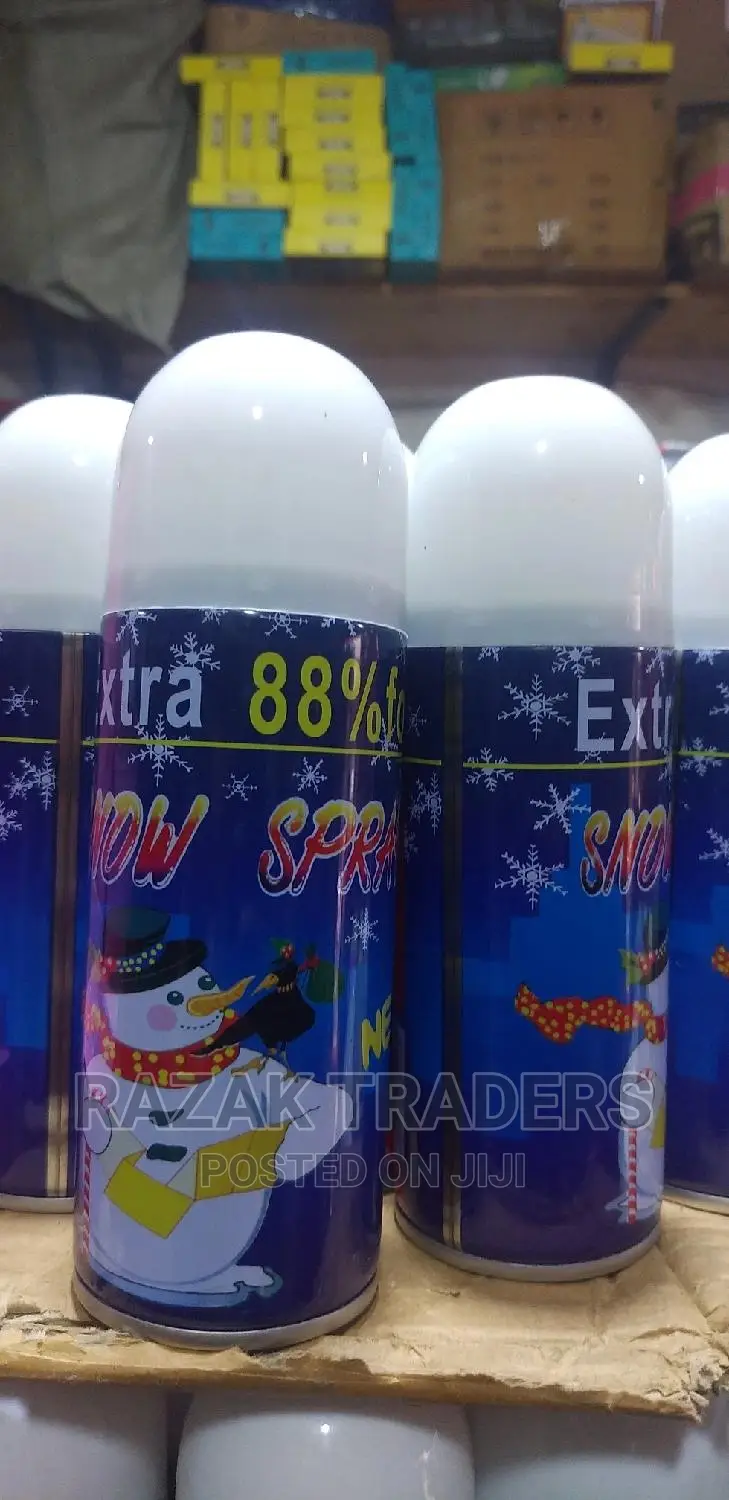 200ml Aerosol Birthday Party Flying Snow Spray