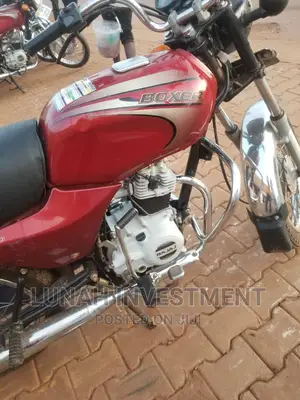 Bajaj Boxer 100 2022 Red
