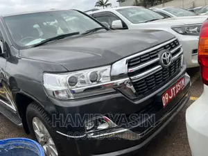 Toyota Land Cruiser 2017 Gray