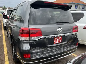 Toyota Land Cruiser 2017 Gray