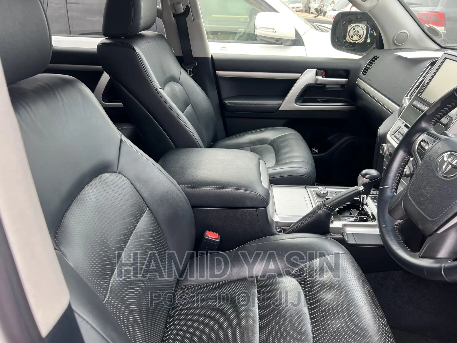 Toyota Land Cruiser 2016 White