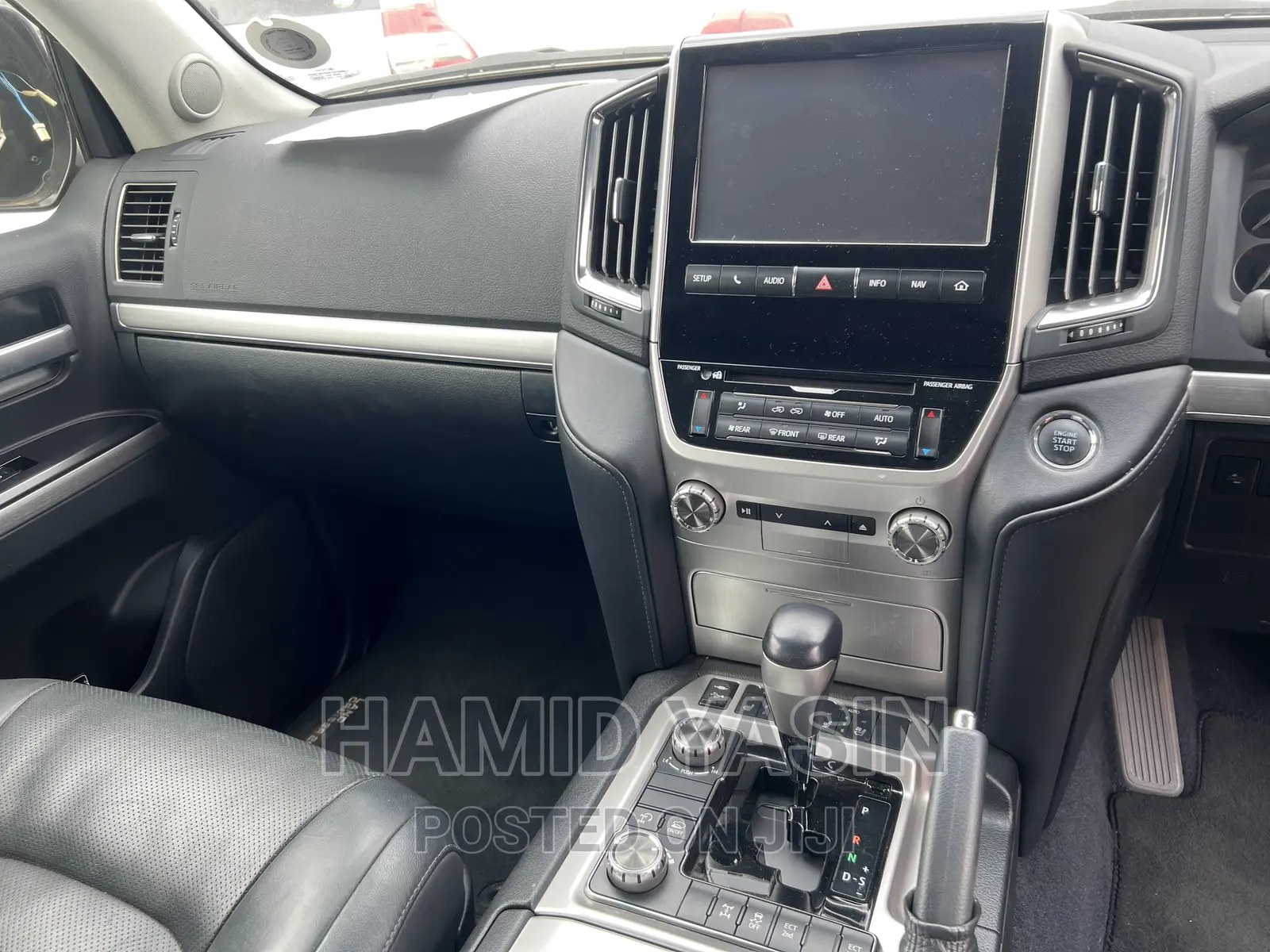Toyota Land Cruiser 2016 White