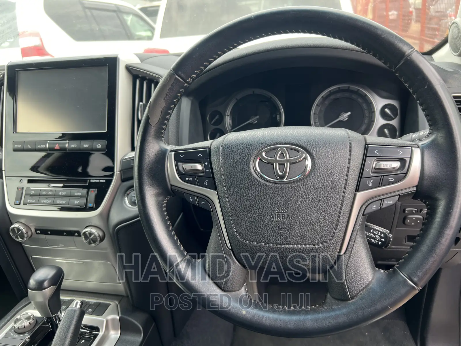 Toyota Land Cruiser 2016 White