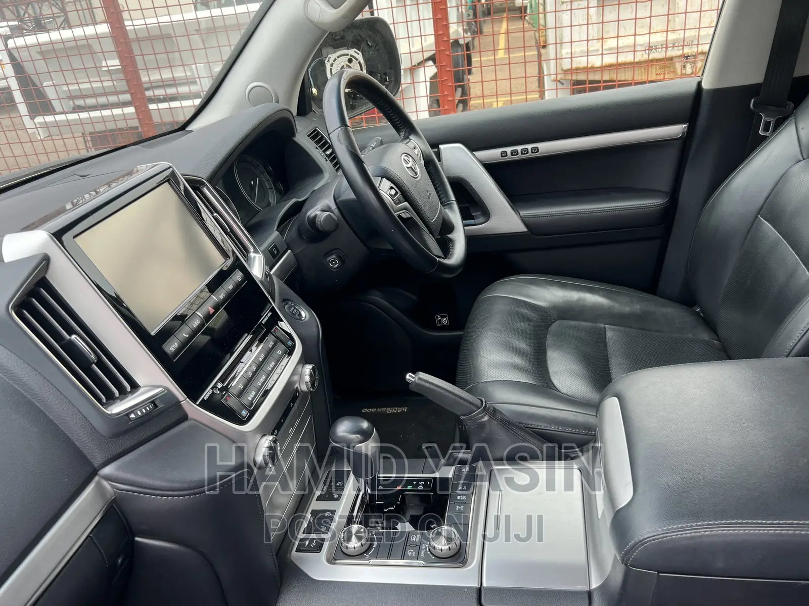 Toyota Land Cruiser 2016 White