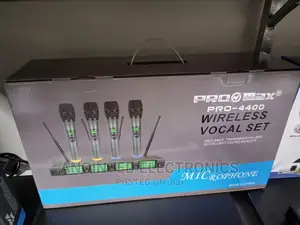 Original Microphone With a 4 Antennas