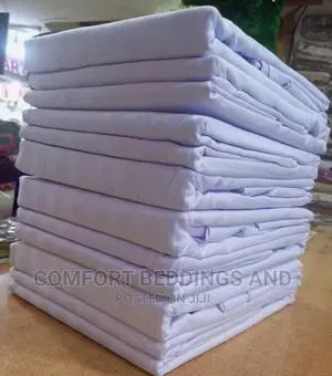 Photo - White Bedsheets 6*6